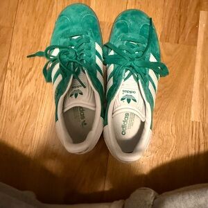 Adidas Gazelle Sneakers